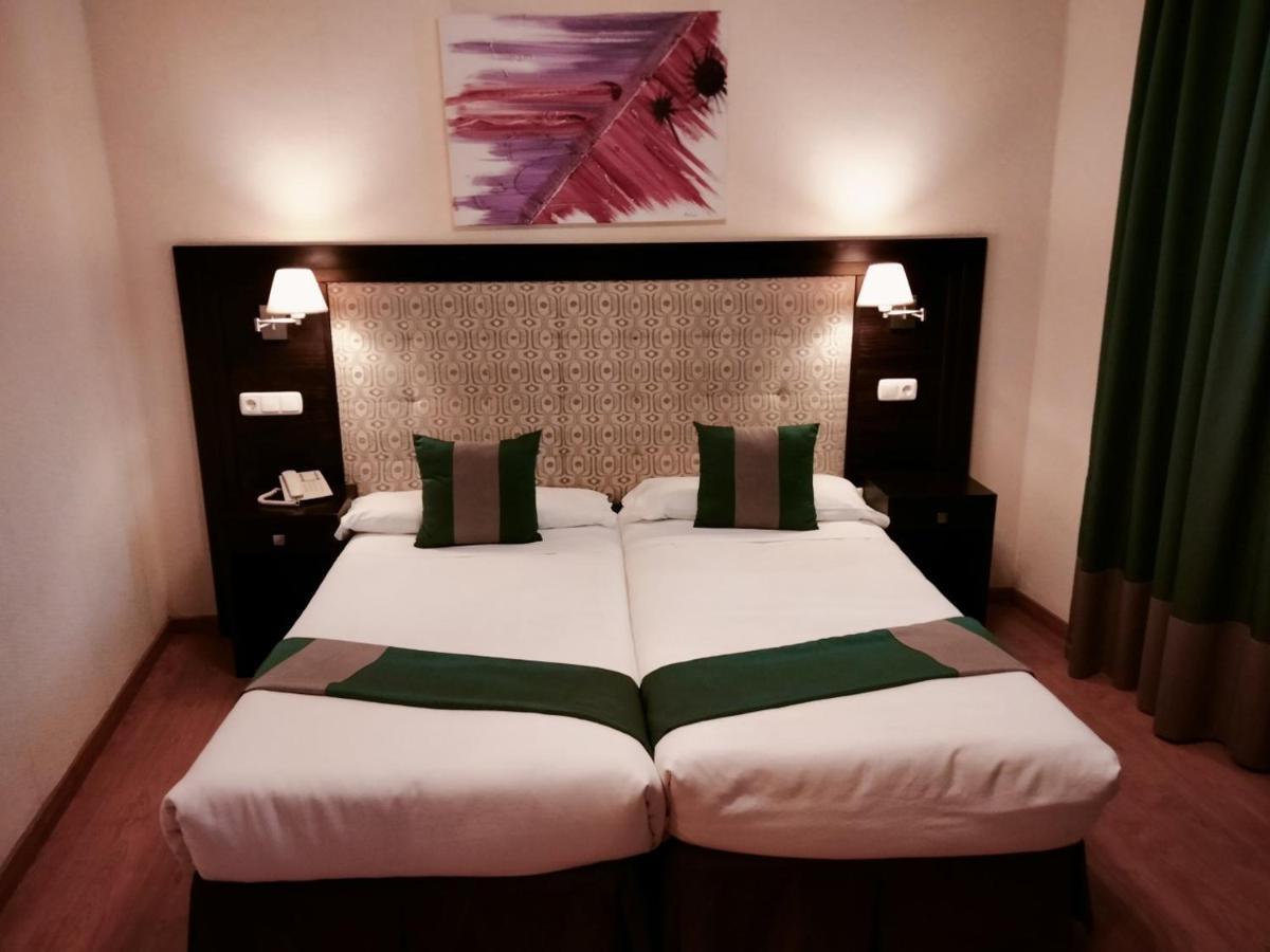 Hotel & Spa Plaza Arriate Kültér fotó
