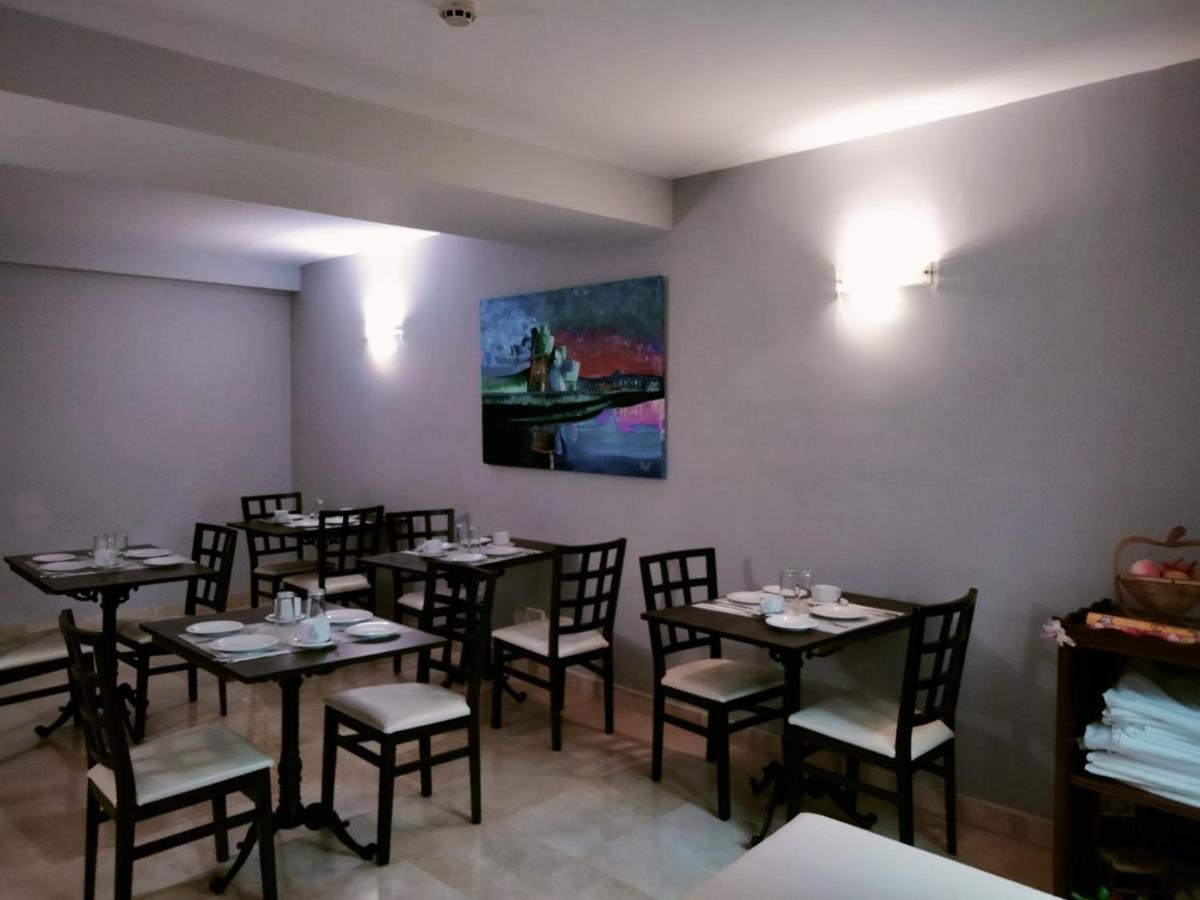 Hotel & Spa Plaza Arriate Kültér fotó