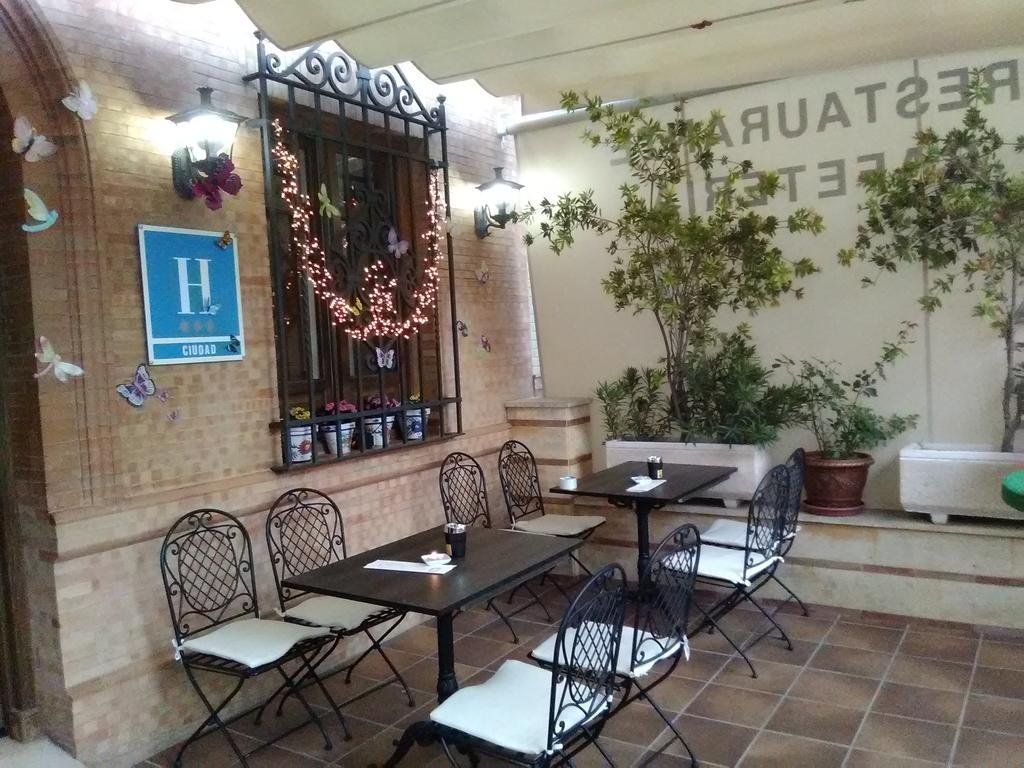 Hotel & Spa Plaza Arriate Kültér fotó