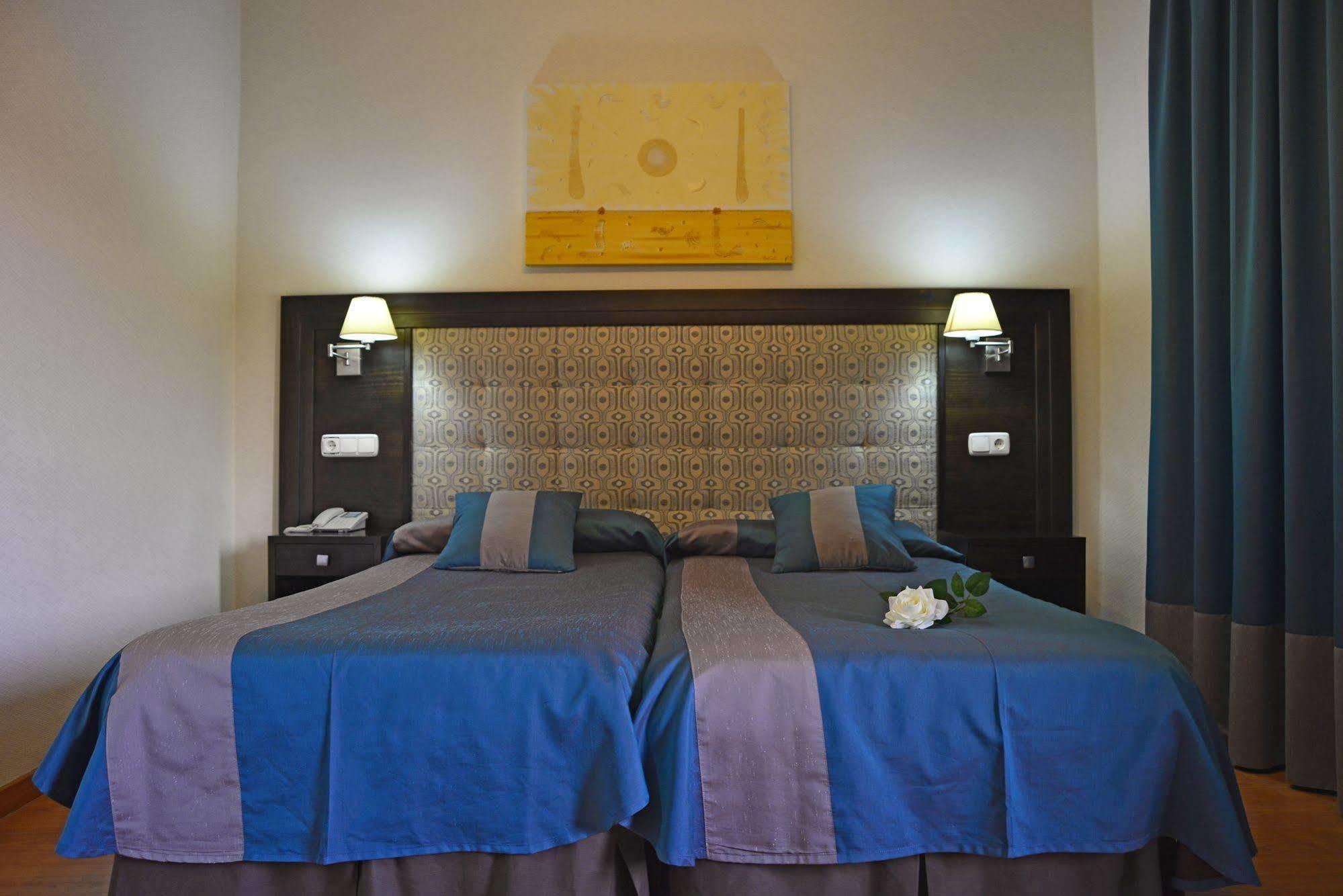 Hotel & Spa Plaza Arriate Kültér fotó