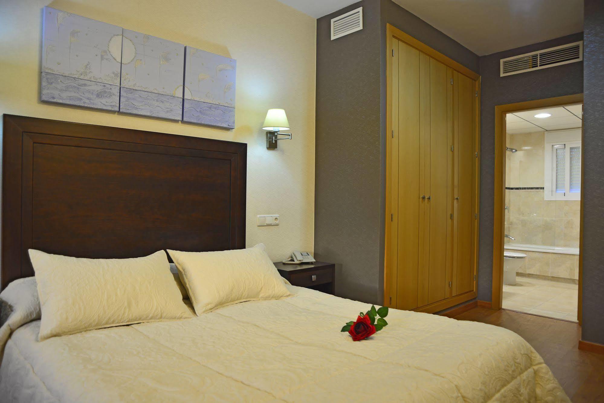 Hotel & Spa Plaza Arriate Kültér fotó